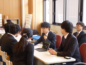 企業紹介の様子①_1.jpg