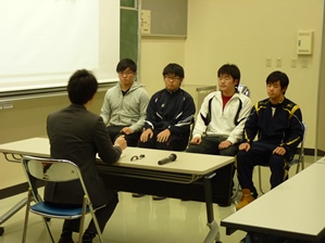 模擬面接の様子１.JPG